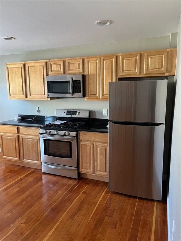 Building Photo - 54 W Main St