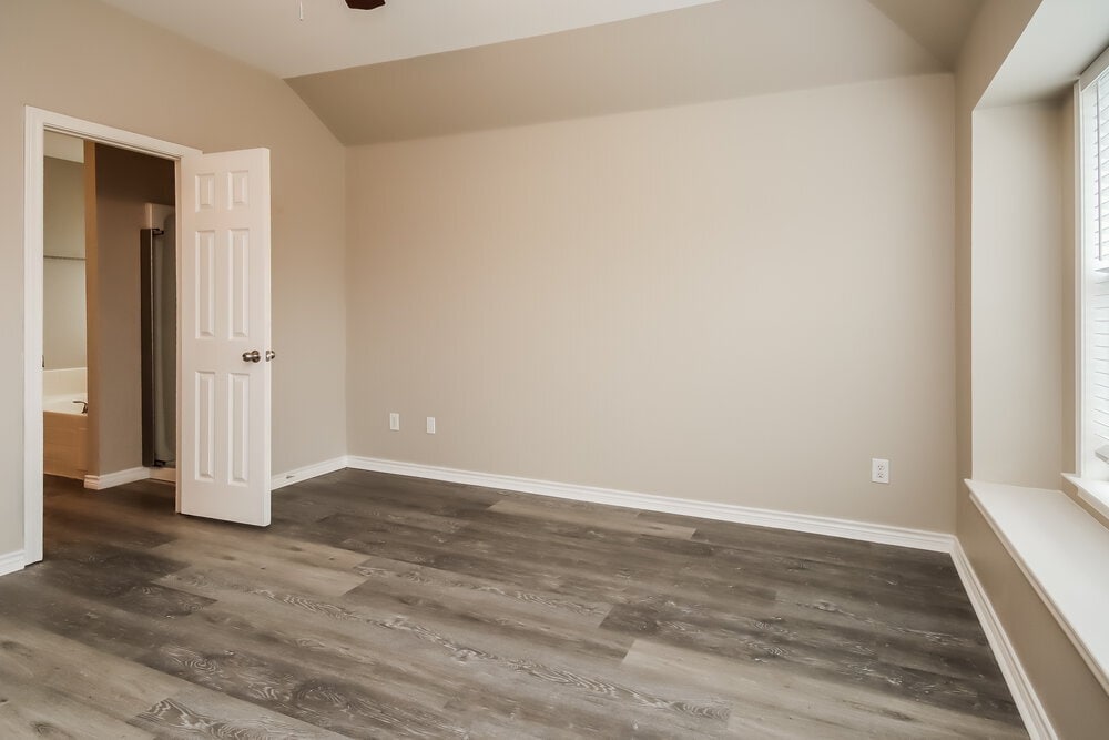 Building Photo - 1420 Castlegar Ln