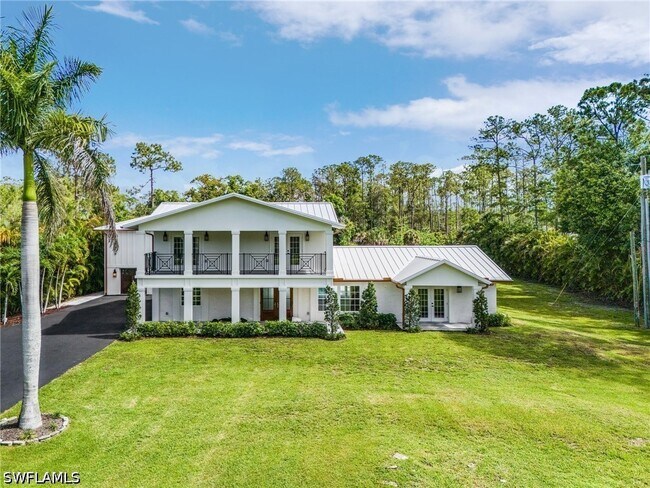 Building Photo - 6155 Standing Oaks Ln