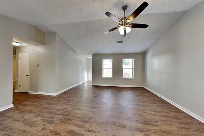 Building Photo - 5359 Stafford Dr NW