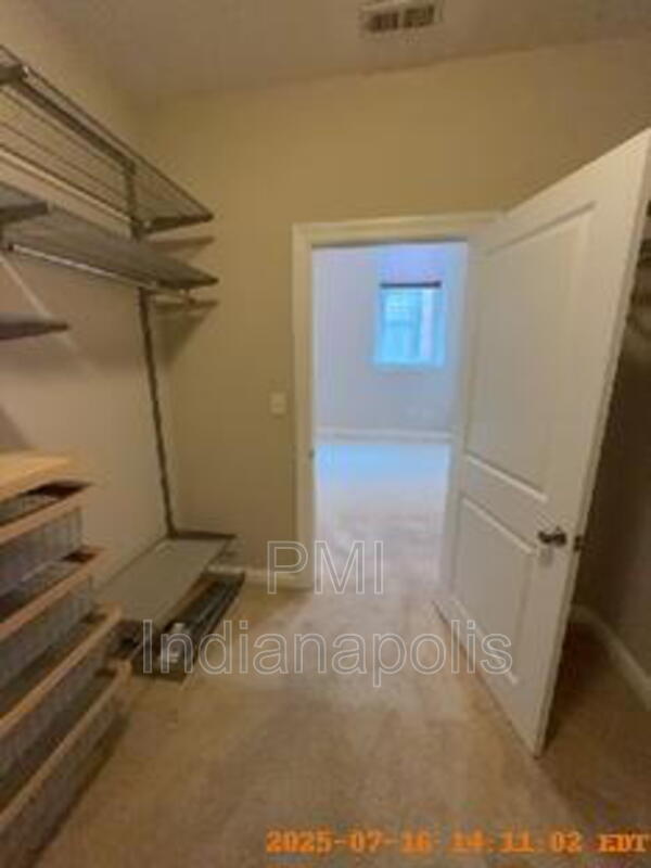Building Photo - 141 S Meridian St