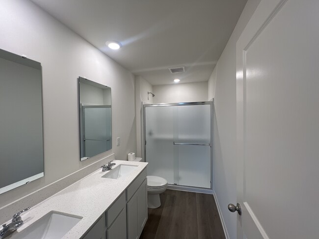 Building Photo - 1140 58th Rd