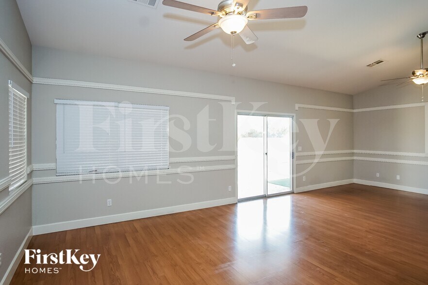 Building Photo - 5900 Kane Holly St