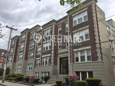 Building Photo - 1 bedroom in Boston MA 02134
