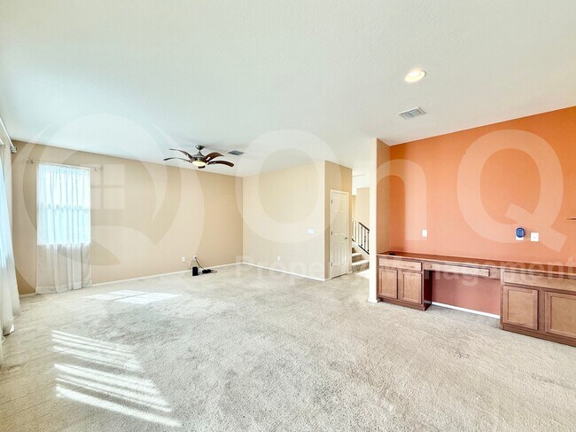 Building Photo - 218 N 109th Dr