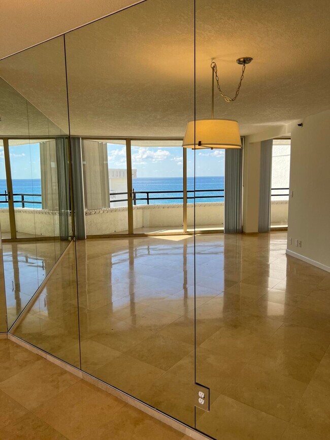 Building Photo - 3560 S Ocean Blvd