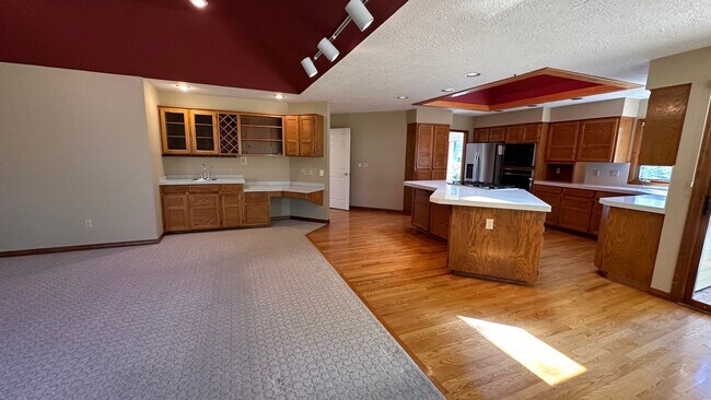 Building Photo - Cedar Mill, Gorgeous 3 bed 2.5 bath home. Walk through video