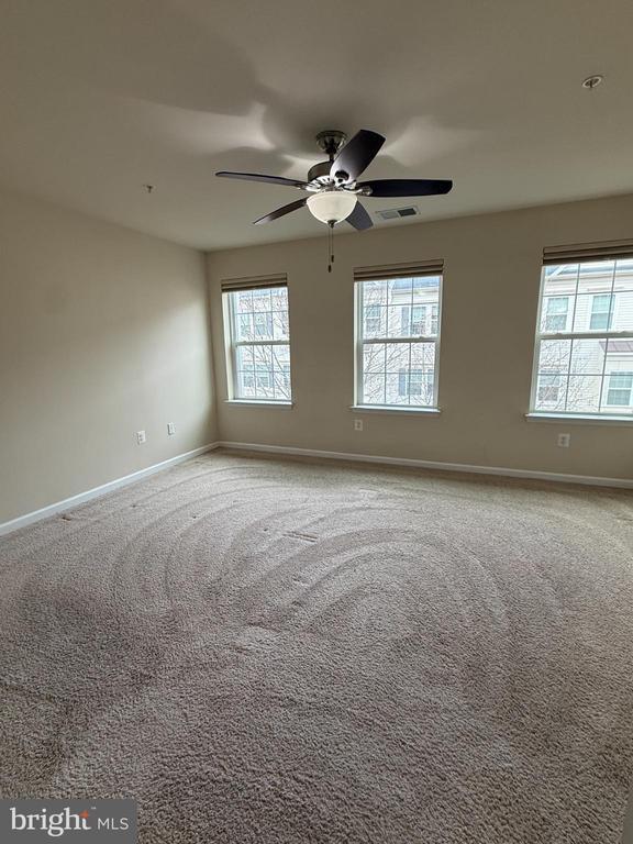 Building Photo - 7018 Foxton Way