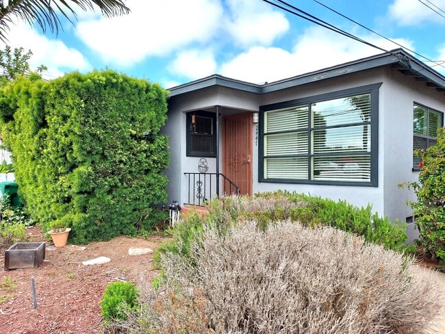 Primary Photo - South Park Area 2 Bedroom Cottage w/Garage