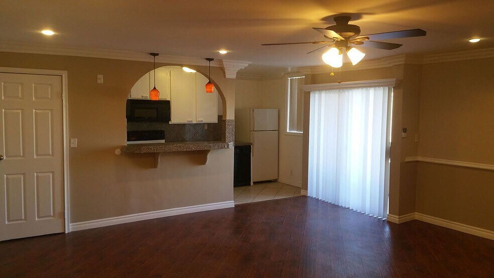 Interior Photo - Villa Granada