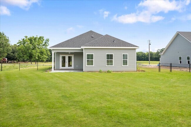 Building Photo - 70 Owens Rd