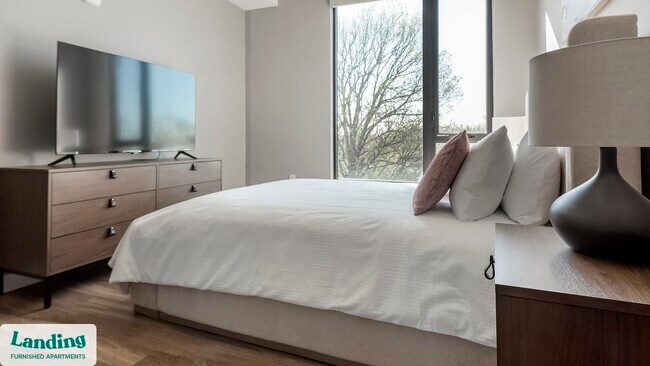 Building Photo - 299 DeBaliviere Ave