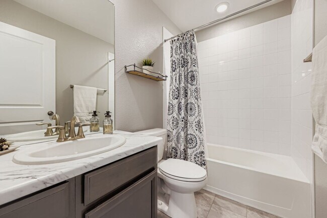 Building Photo - Spacious 2-Bedroom Home with Loft and Garage in Broomfield! Thanksgiving special - 1/2 off first ...