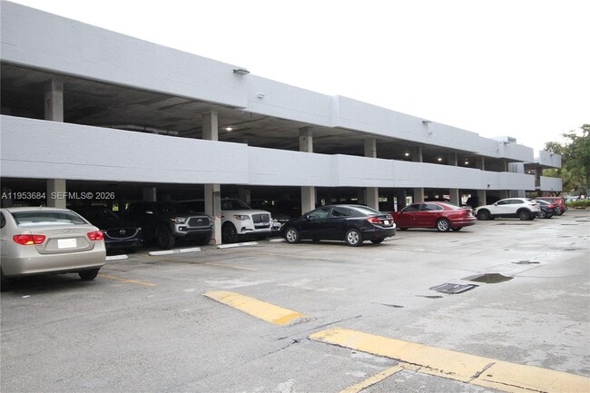 Building Photo - 17890 W Dixie Hwy