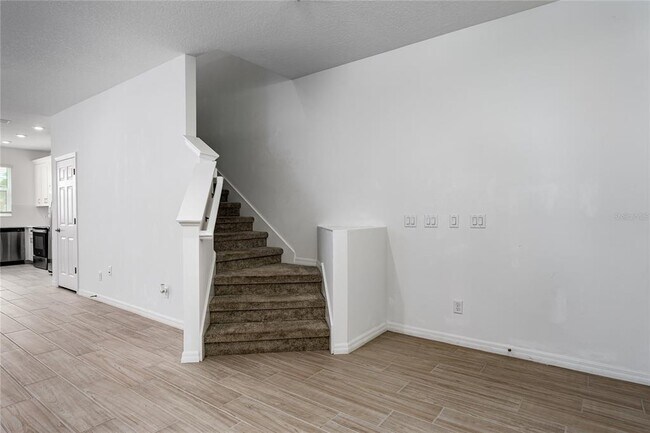 Building Photo - 254 Via Anina Dr