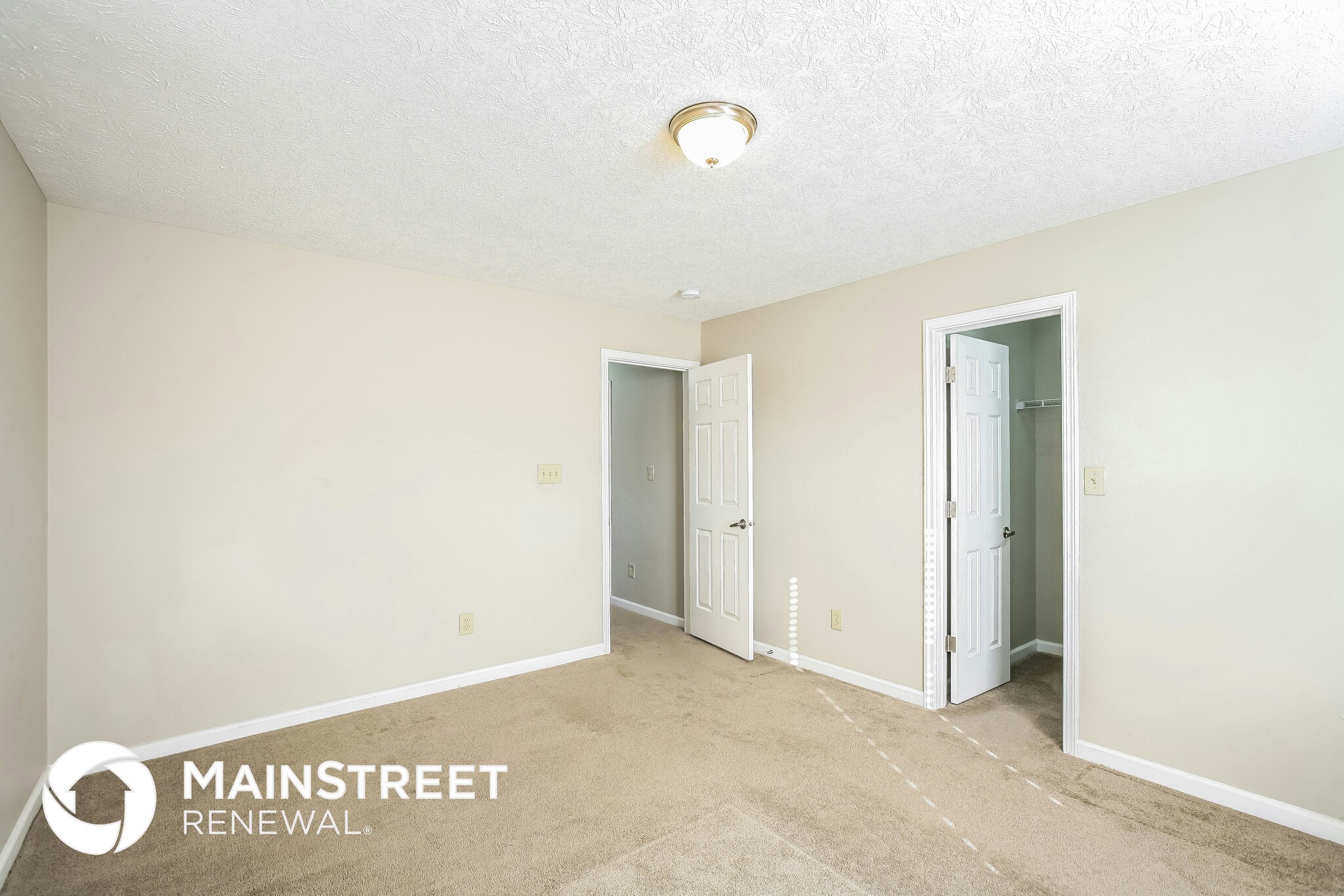 Building Photo - 11705 Rossmore Dr