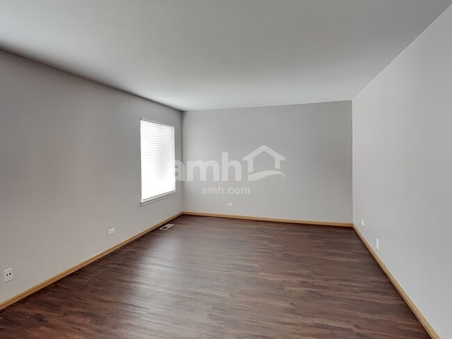 Building Photo - 2269 Jason Dr