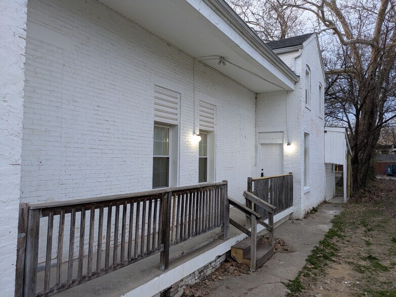 Building Photo - 2319 W Muhammad Ali Blvd