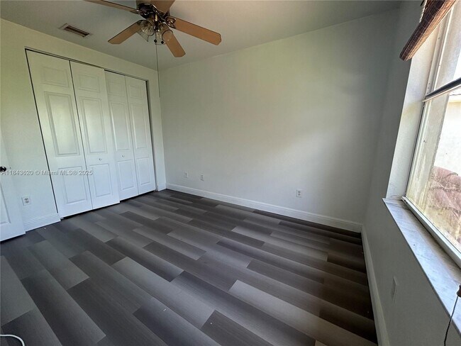 Building Photo - 17409 SW 54th St