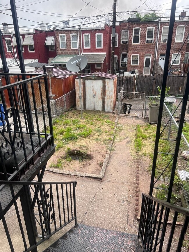 Building Photo - Cozy 2-Bedroom Home Available Now