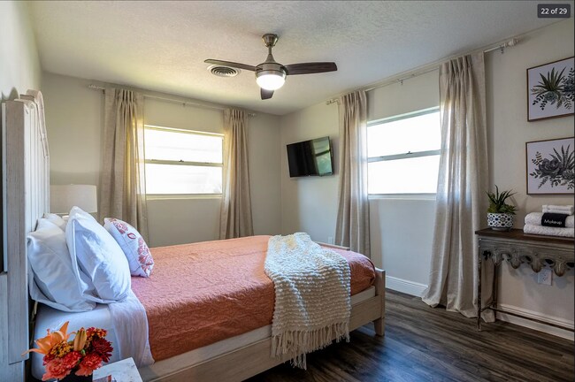 Building Photo - 4112 Dublin St