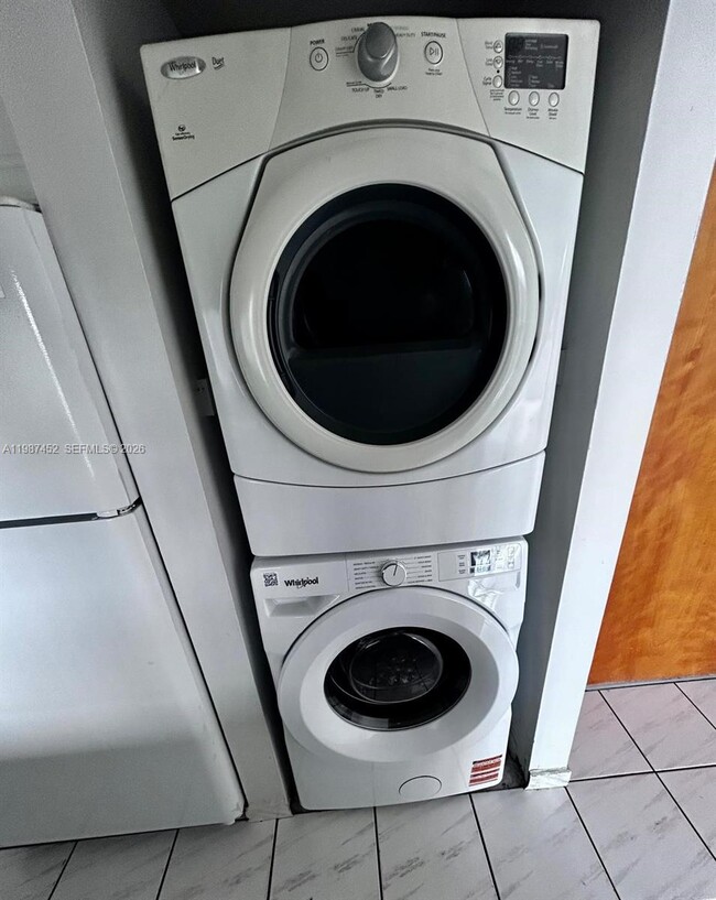 Building Photo - 11750 SW 18th St