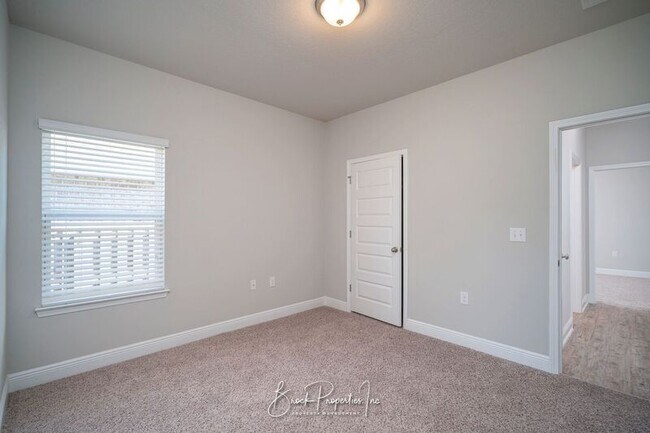 Building Photo - 3614 Hawks Landing Cir