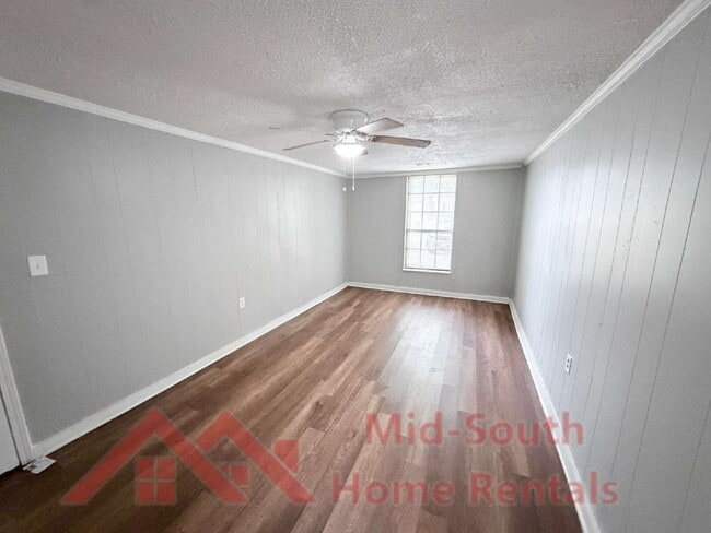 Building Photo - 4627 Crystal Springs Dr