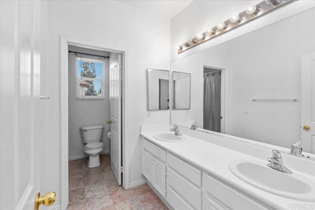 Building Photo - 1560 Eden Ct