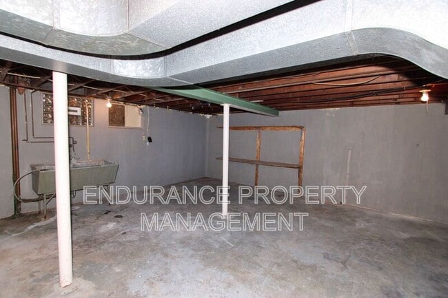 Building Photo - 3130 Balsamridge Dr