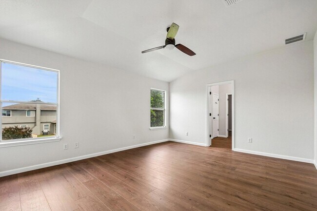 Building Photo - 231 Altamont St