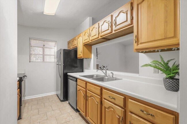 Building Photo - 1181 Brafforton Way
