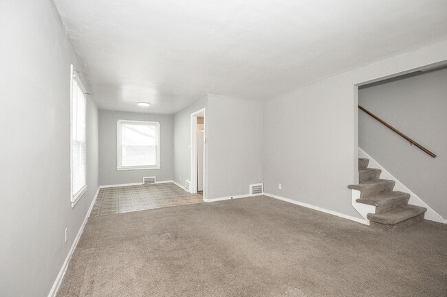 Building Photo - NEWLY RENOVATED! 2 BED, 1 BATH BEAUTIFUL SINGLE-FAMILY HOME!