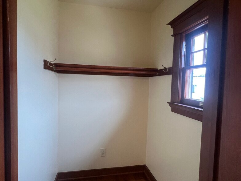 Building Photo - 2232 Juliet St