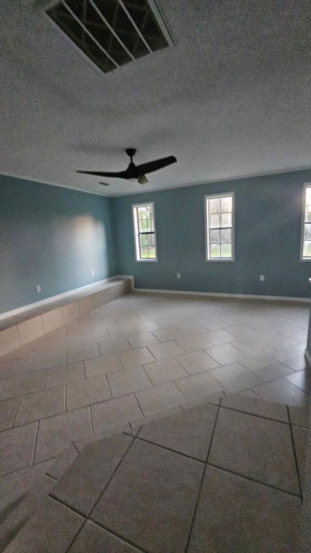 Building Photo - Beautiful 4BR 2BA home in Lakeland, GA