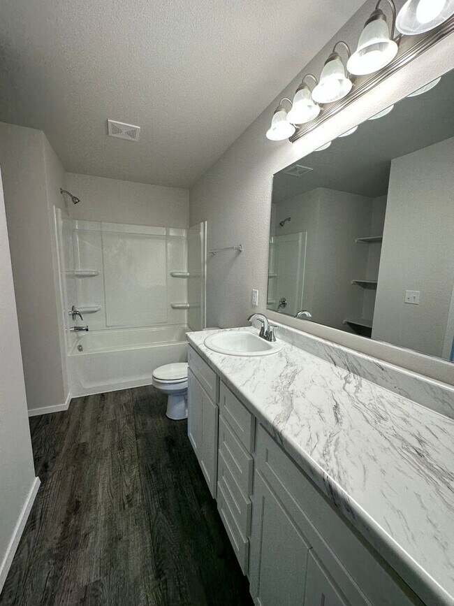 Building Photo - *Pre-leasing* Four Bedroom | Two Bath Home...