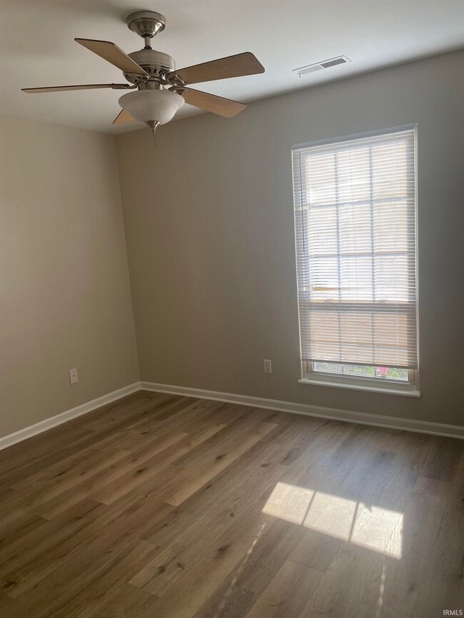 Building Photo - 5022 Woodmark Dr
