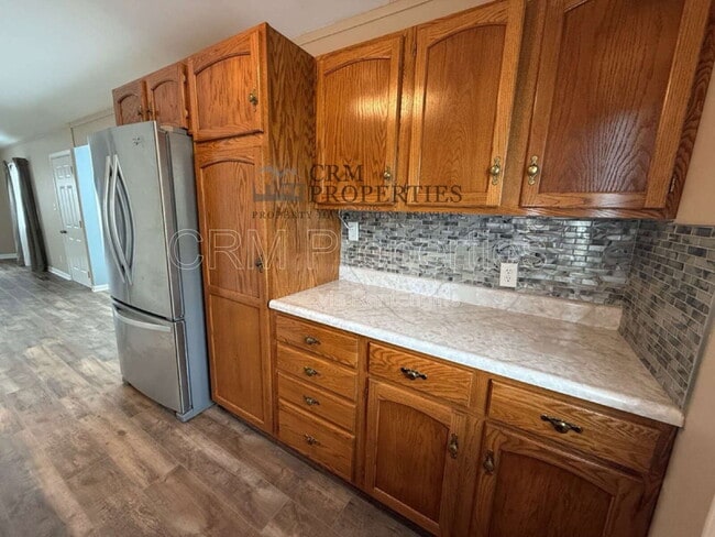 Building Photo - 1004 E Cornell Rd