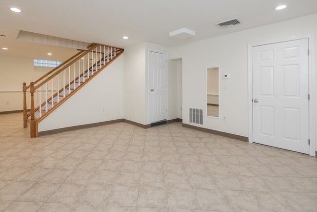 Building Photo - 36 Sciarappa St