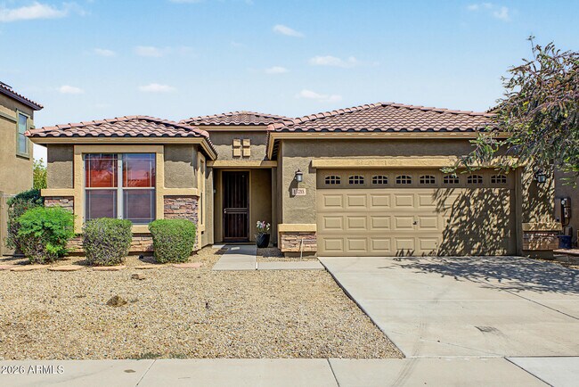Building Photo - 15398 W MacKenzie Dr