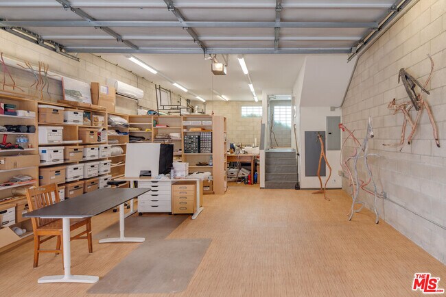 Building Photo - 717 Highland Ave