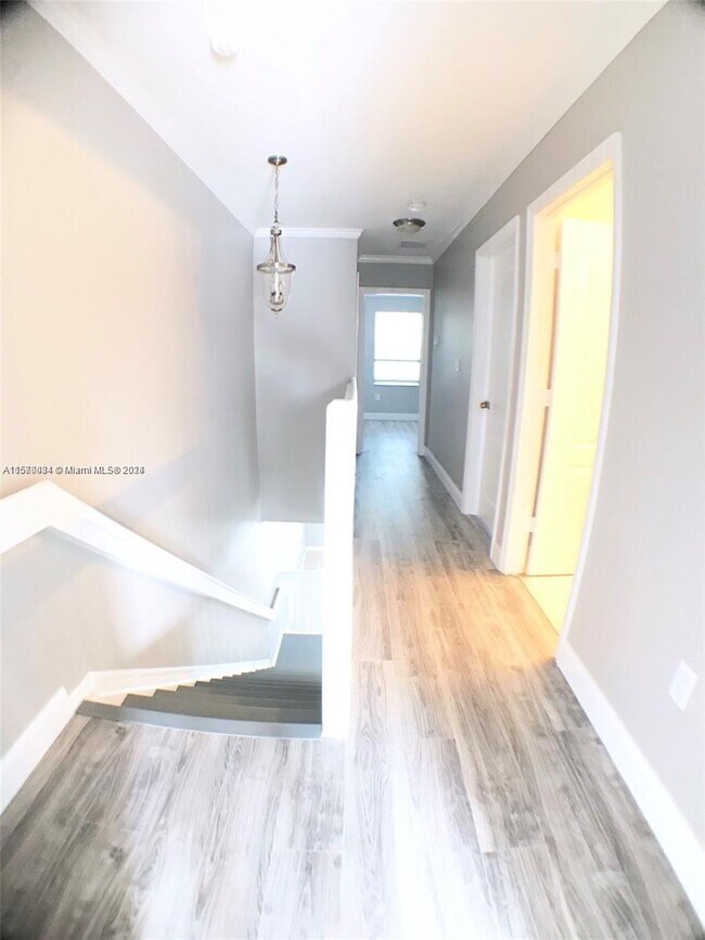 Building Photo - 12804 SW 31st St