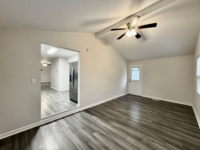 Building Photo - 3-Bedroom Ranch Ready 08-21-26!! Fenced Backyard - Pet Friendly - Updated Kitchen & Baths!
