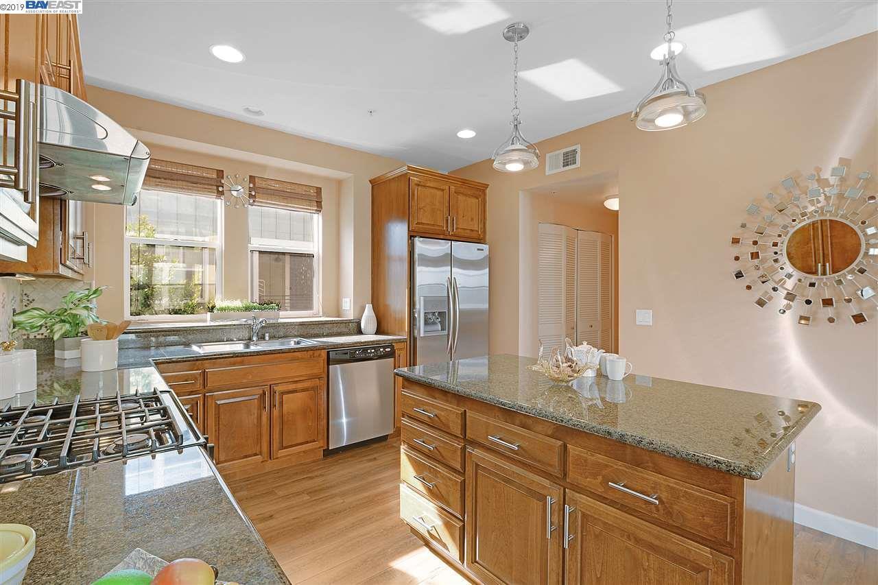 Building Photo - 4329 Somerton Ter