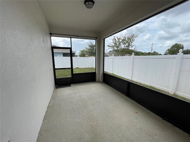 Building Photo - 865 Orchid Grove Blvd