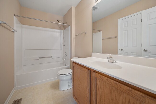 Building Photo - 23932 McMullin Cir