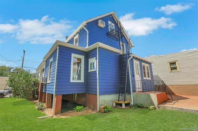 Building Photo - 28 Burd St