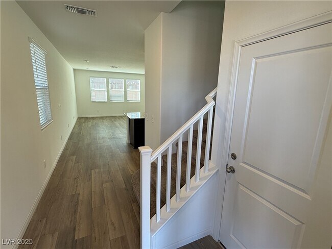 Building Photo - 5929 Violet Crown St