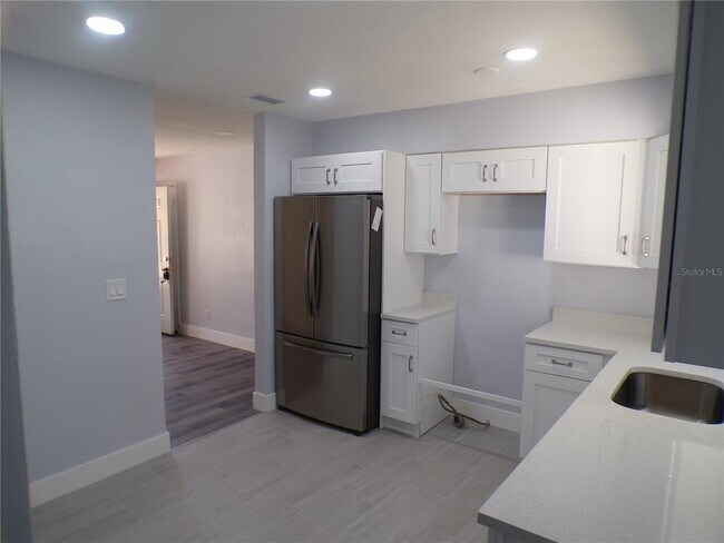 Building Photo - 2455 35th St S