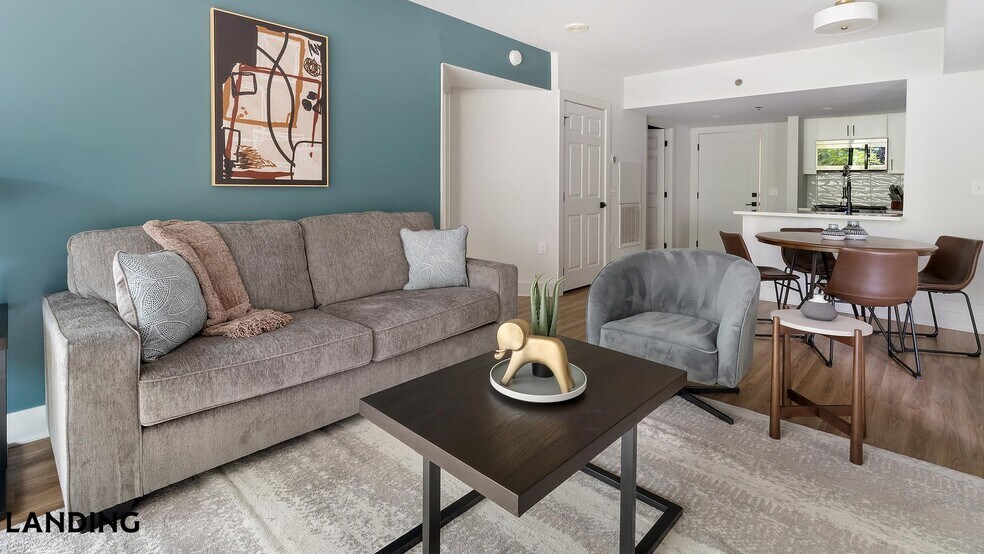 Building Photo - 1221 S Eads St